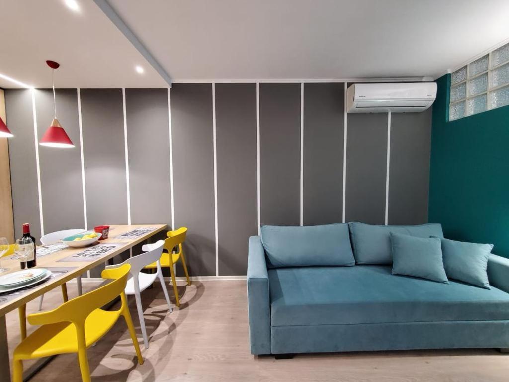 Helga'S Deluxe 3 Apartment 地拉那 外观 照片
