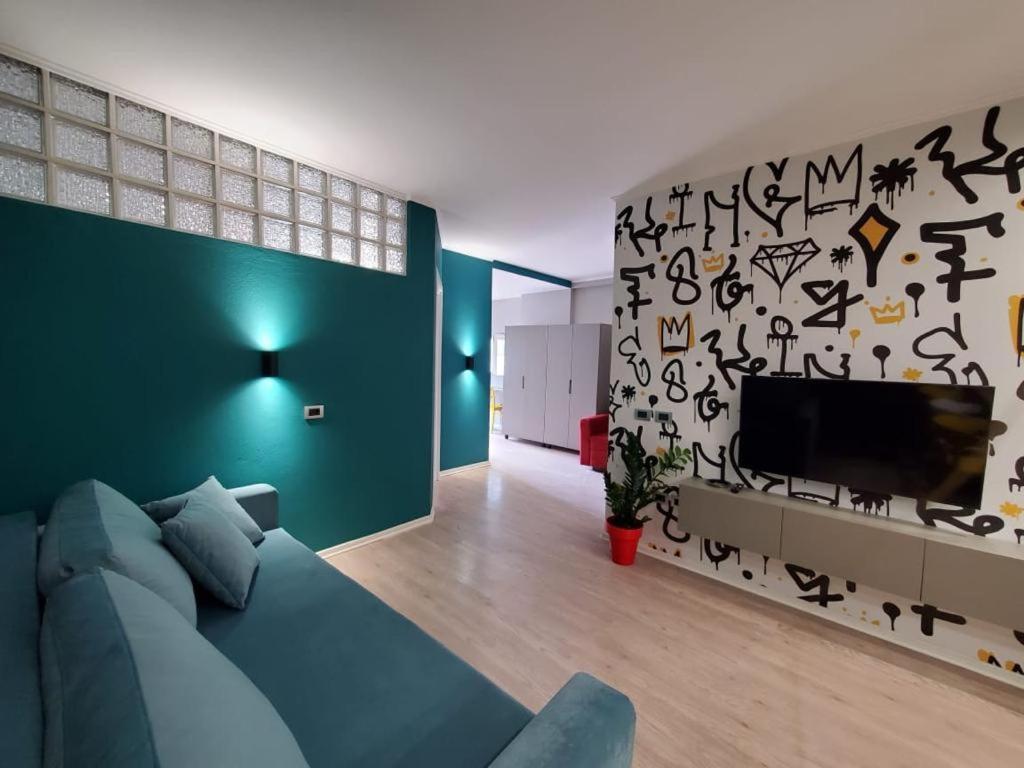 Helga'S Deluxe 3 Apartment 地拉那 外观 照片